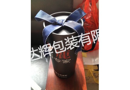 clothing paper cans